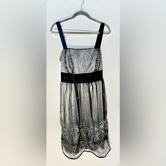 EUC 14W Michel Antoni Grey Organza Sparkly Cocktail Dress - Picture 1 of 8